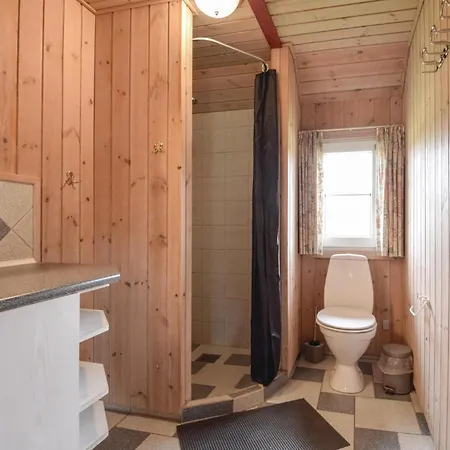 6 Bedroom Beautiful In 펜션 Blåvand