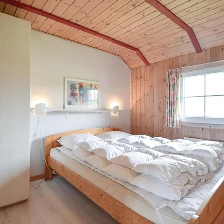 펜션 6 Bedroom Beautiful In