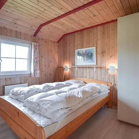 펜션 6 Bedroom Beautiful In